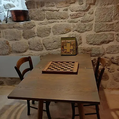 La Cave Des Amoureux Appartement