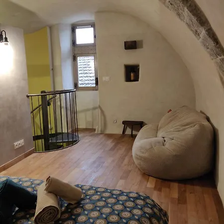 La Cave Des Amoureux