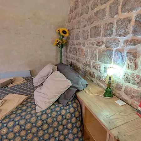 La Cave Des Amoureux Appartement *